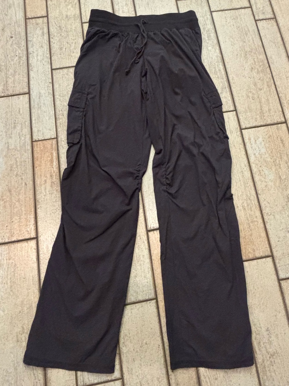 Champion black cargo pants with drawstring waist #cargo #athletic